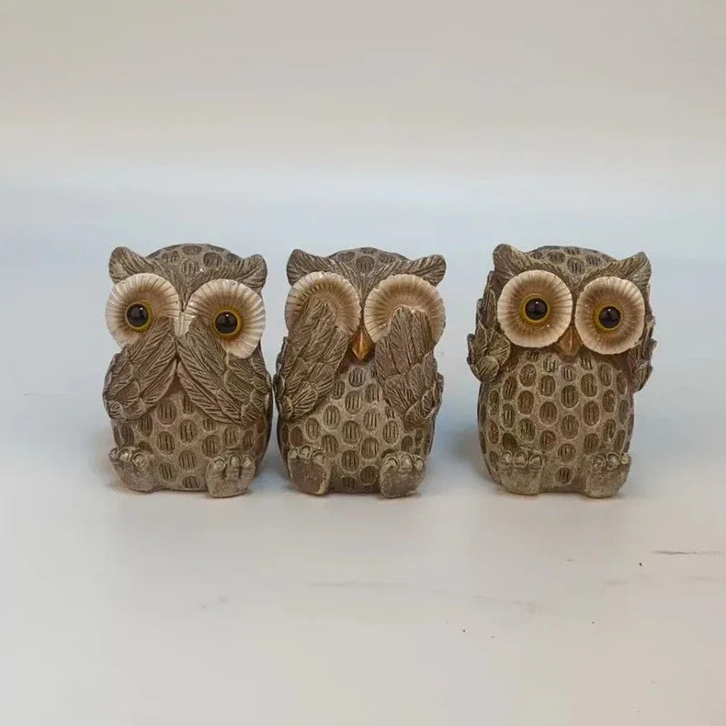 Charming European Owl Wine Cabinet Decoration - Elegant Resin Home Decor - Shello's Creative Boutique