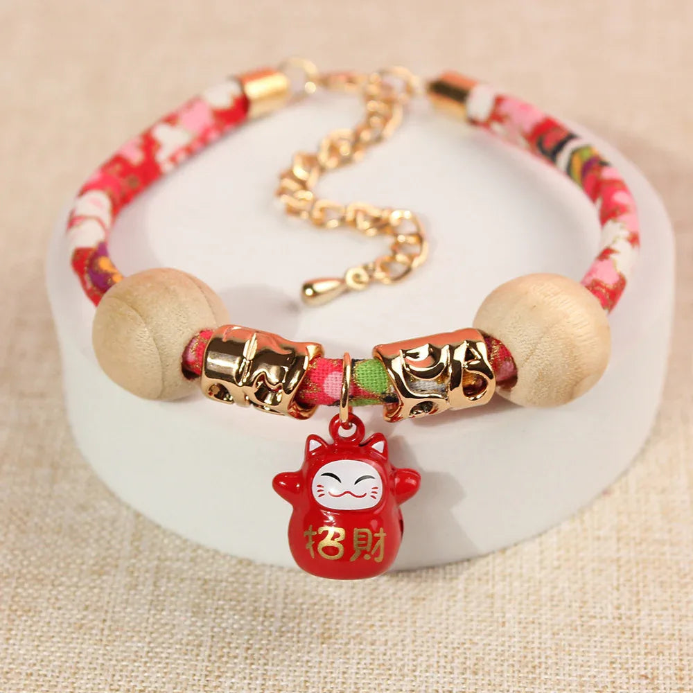 Cute Bell Cat Collar - Flea & Lice Removal Protection - Shello's Creative Boutique