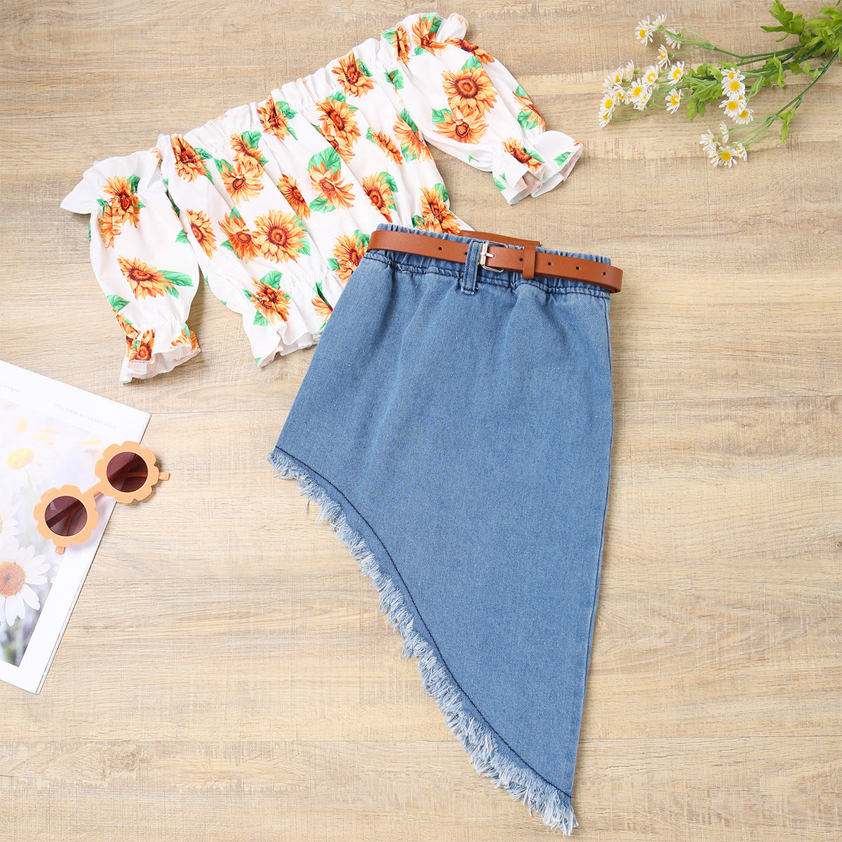 Girls New Korean Version Of Long Sleeve Sunflower Flared Top + Solid Color Suspender Skirt Two-Piece Set Shello Creative Boutique