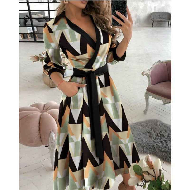 Eprolo Fashionable Short-Sleeved V-Neck Printed Dress for Women