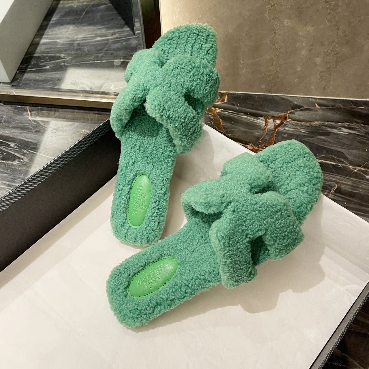 Wearing 7 colours lamb fur slippers for external wear women's H-shaped suede one line drag