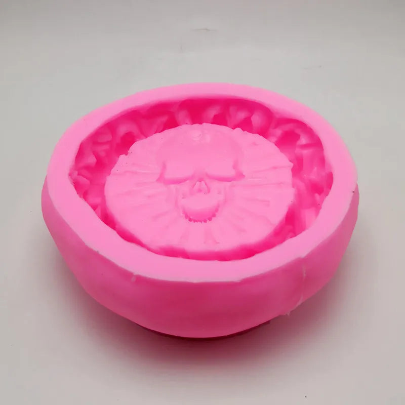Flame Skull Silicone Mould – DIY Resin Gypsum Concrete Craft Mould for Home Décor