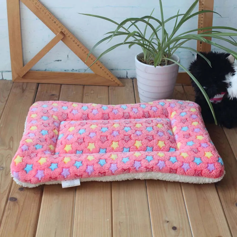 Warm Soft Fleece Pet Mat Travel Cat Litter Dog Blanket Puppy Cushion Pet Pad Dog Bed Cheap 5 Size for Small And Large Dogs eprolo