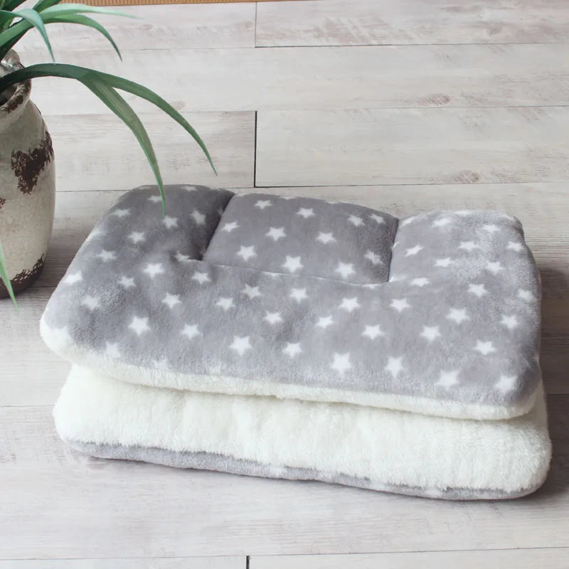 Warm Soft Fleece Pet Mat Travel Cat Litter Dog Blanket Puppy Cushion Pet Pad Dog Bed Cheap 5 Size for Small And Large Dogs eprolo