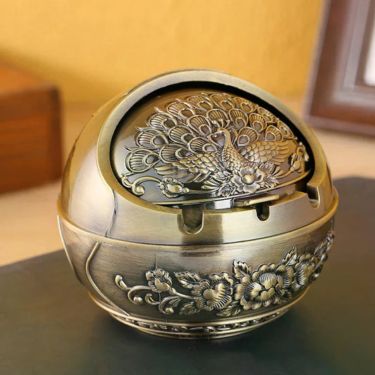 Retro Metal Ashtray With Lid – Anti-Fly Ash Windproof Covered Ashtray for Home & Desk