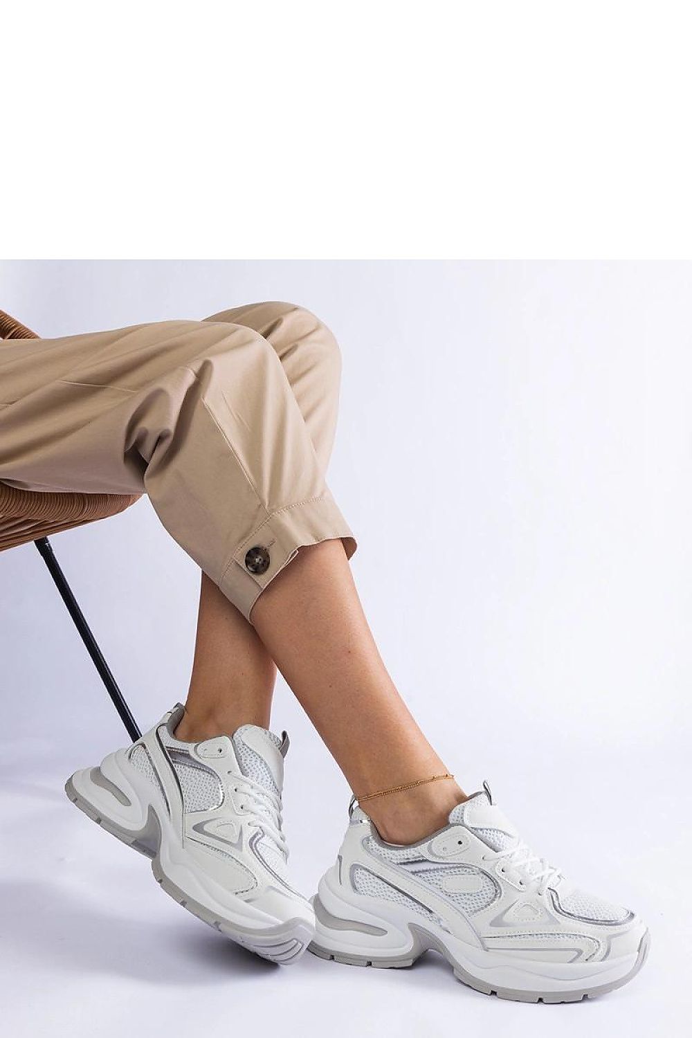 Sneakers model 207129 Solea