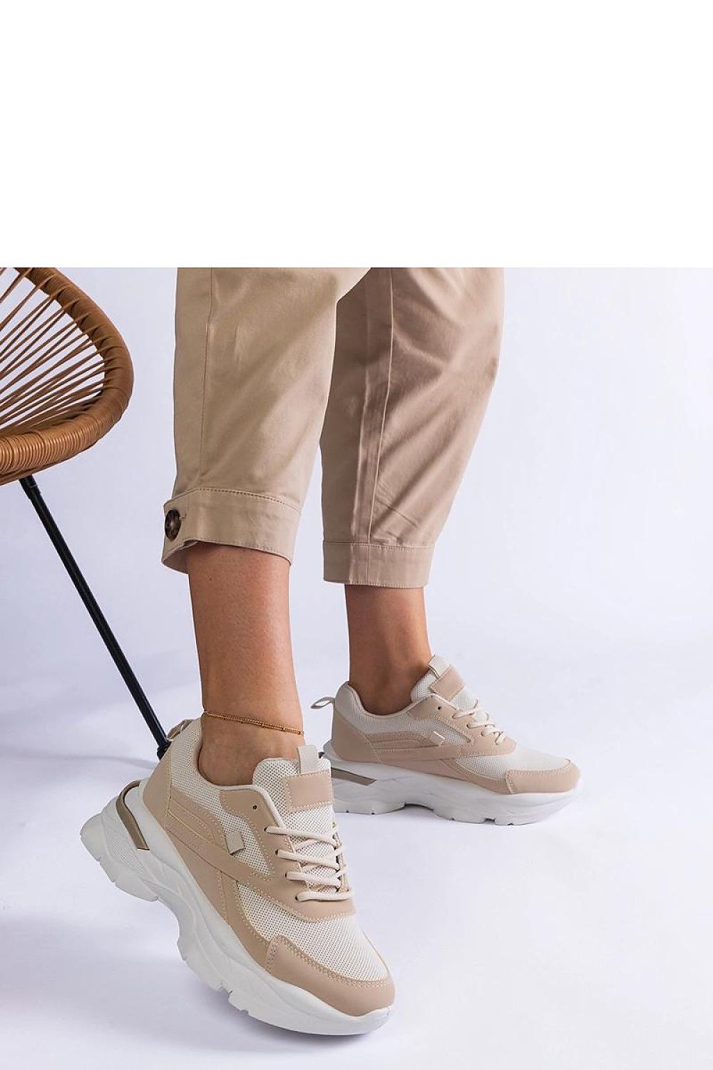 Sneakers model 207133 Solea