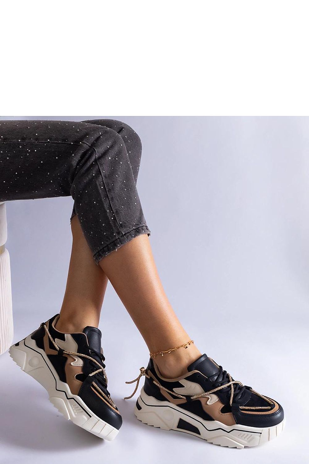 Sneakers model 207181 Solea