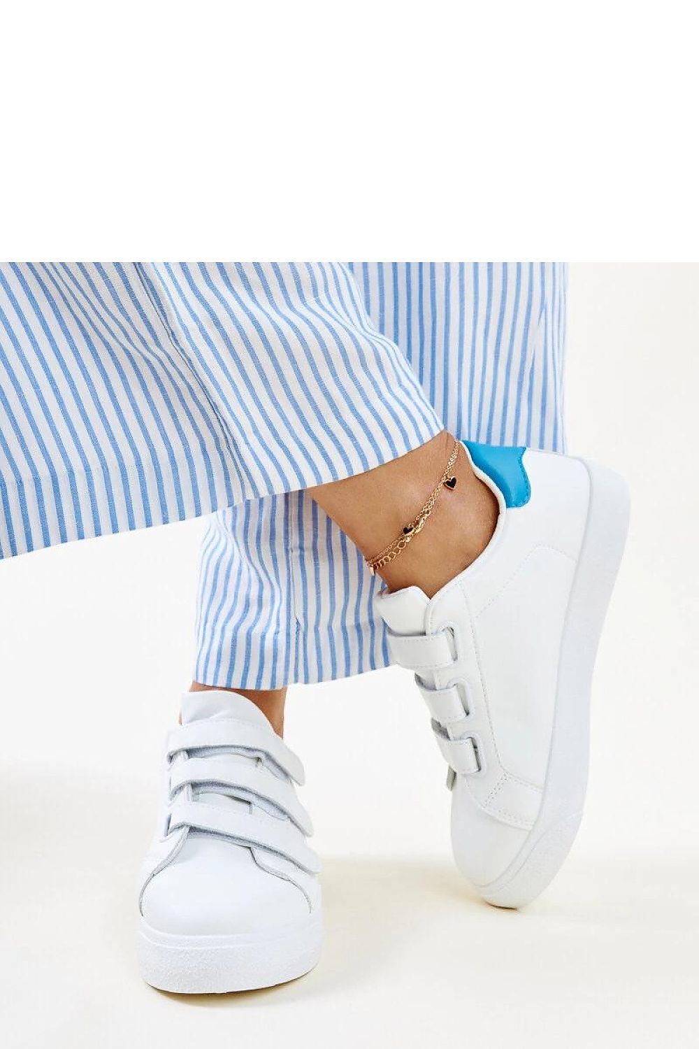 Sneakers model 207281 Solea