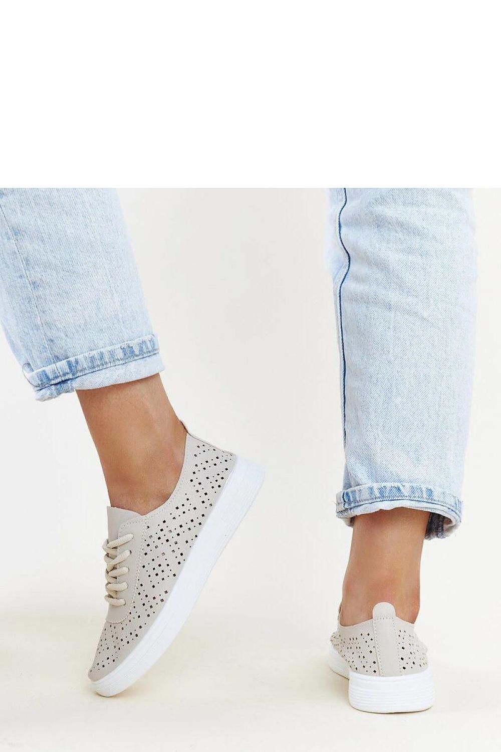 Sneakers model 207322 Solea