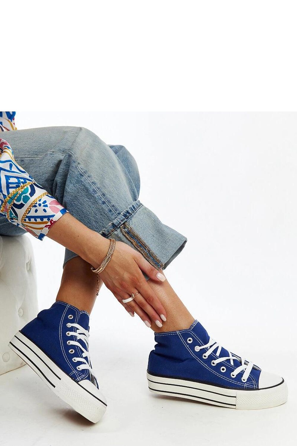 Sneakers model 207392 Solea