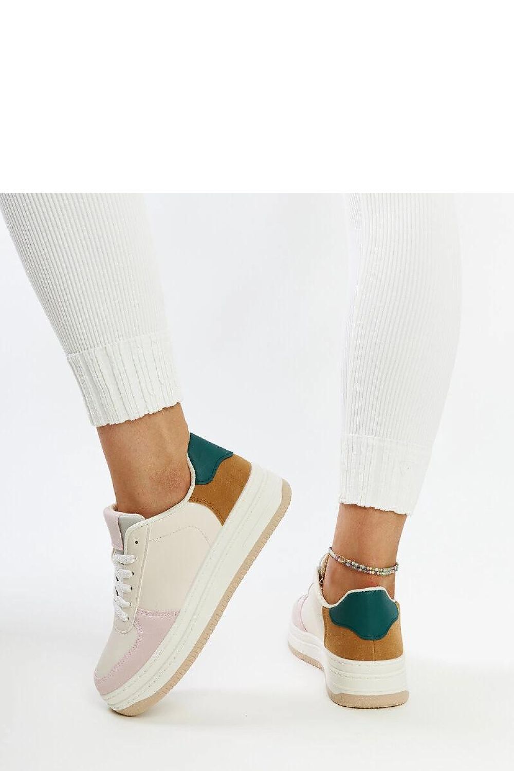 Sneakers model 207404 Solea