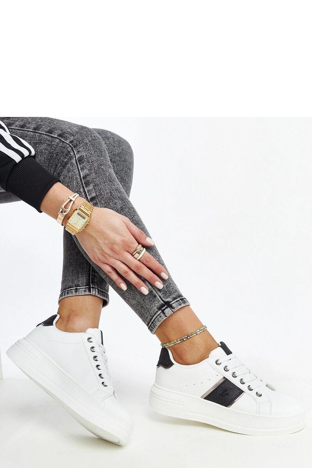 Sneakers model 207431 Solea