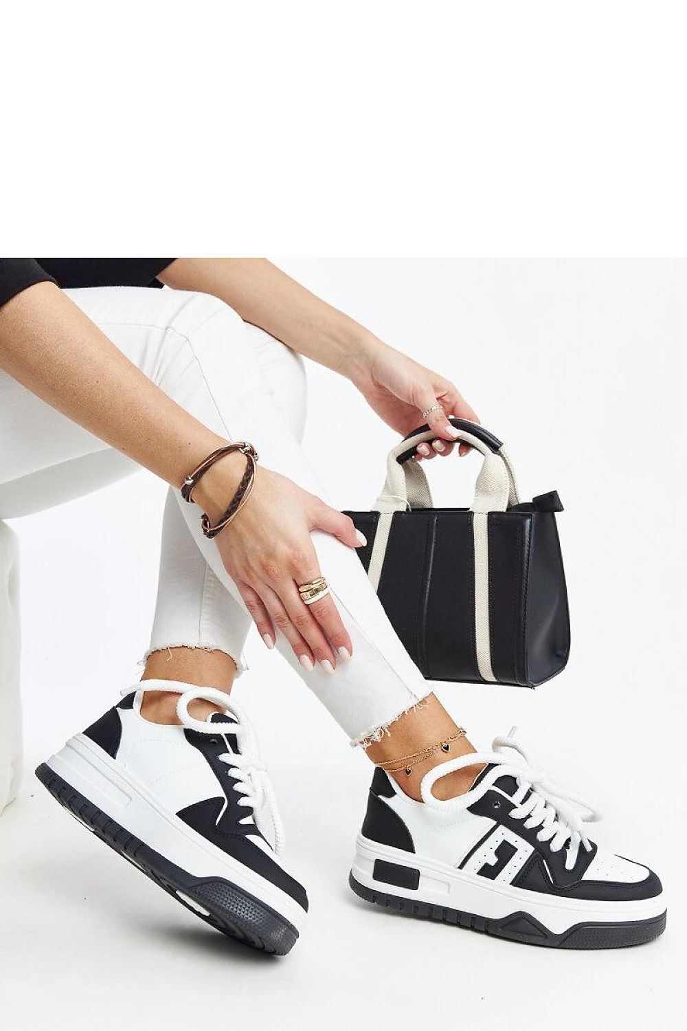 Sneakers model 207462 Solea