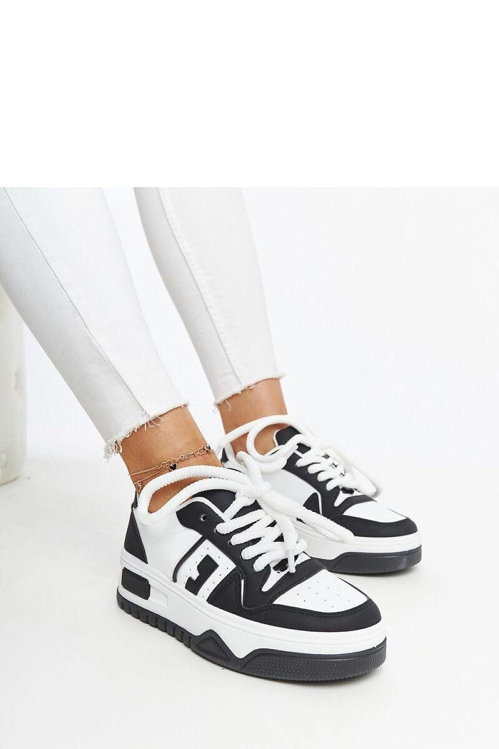 Sneakers model 207462 Solea