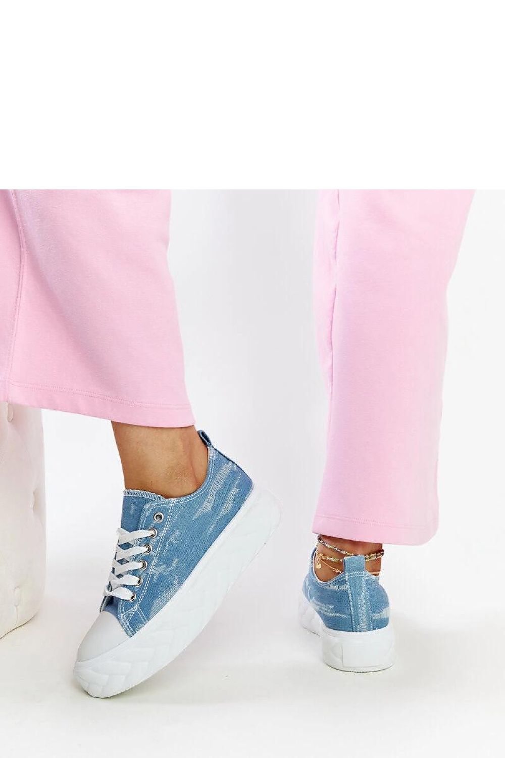 Sneakers model 207498 Solea