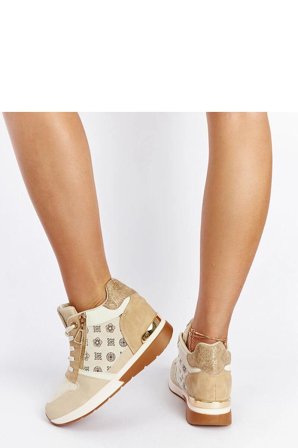 Sneakers model 207559 Solea