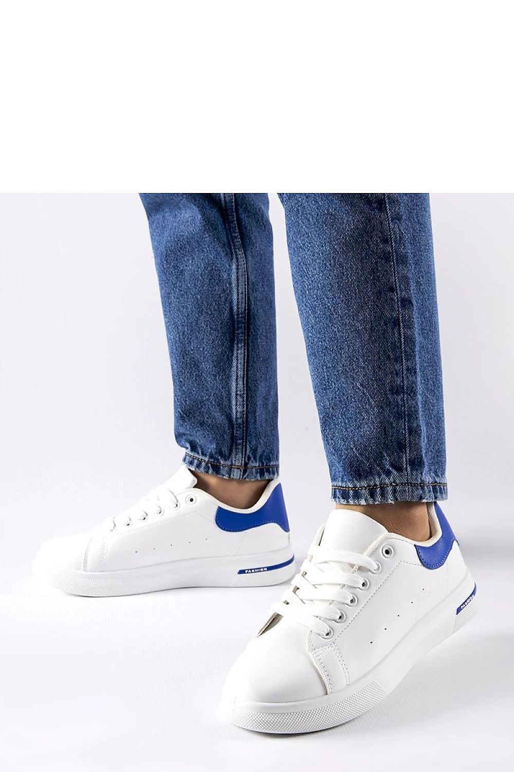 Sneakers model 207570 Solea