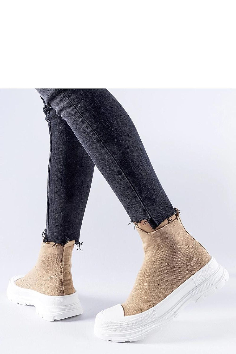 Sneakers model 207589 Solea