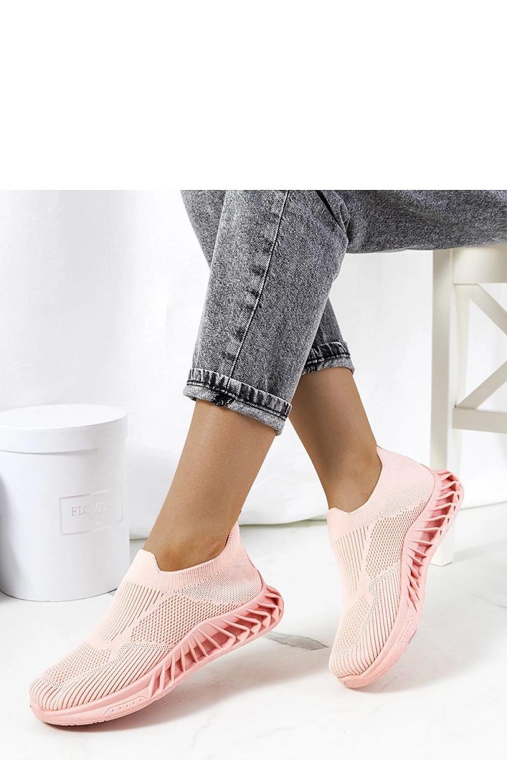 Sneakers model 208041 Solea