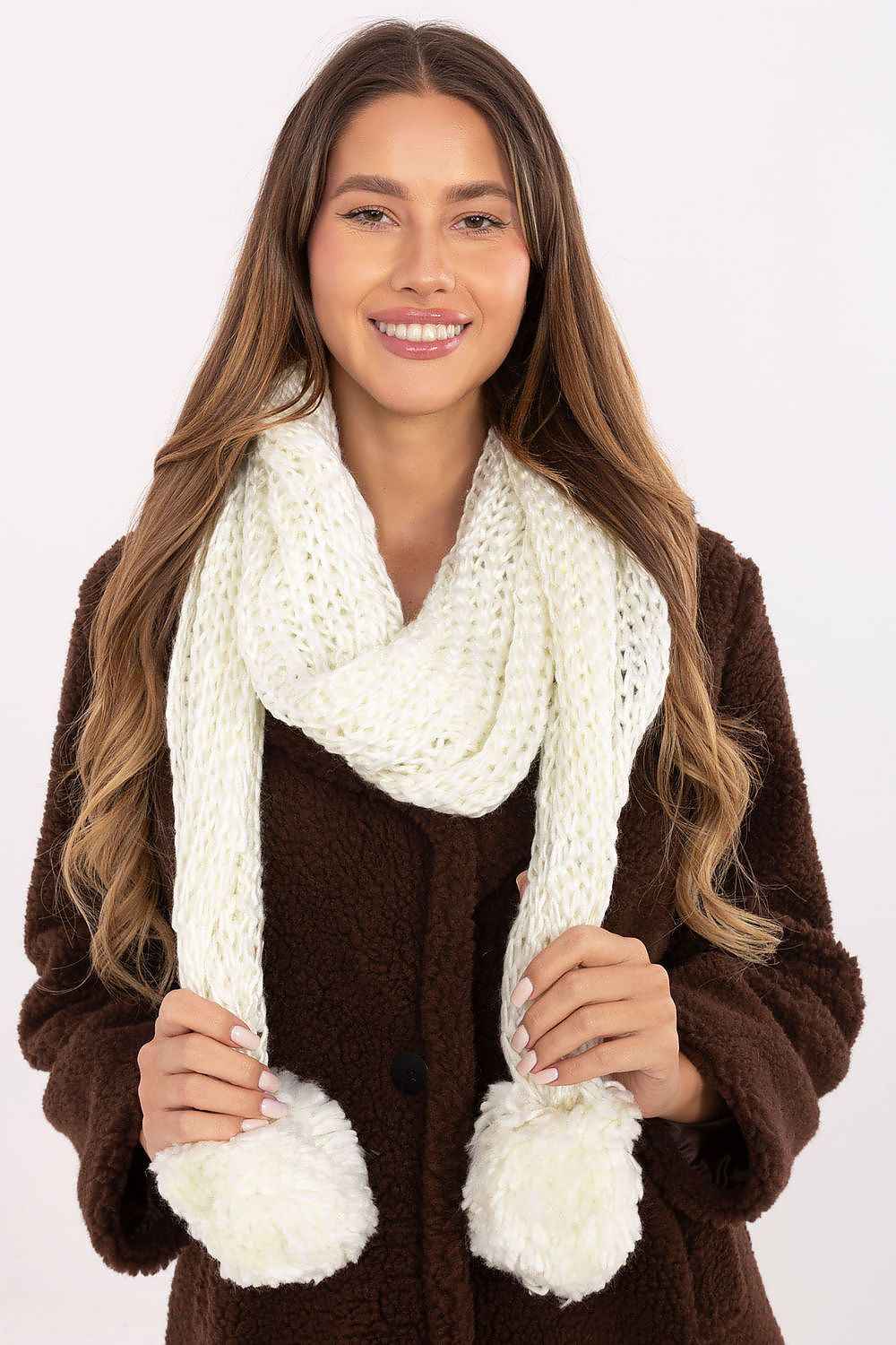 Shawl model 220390 AT