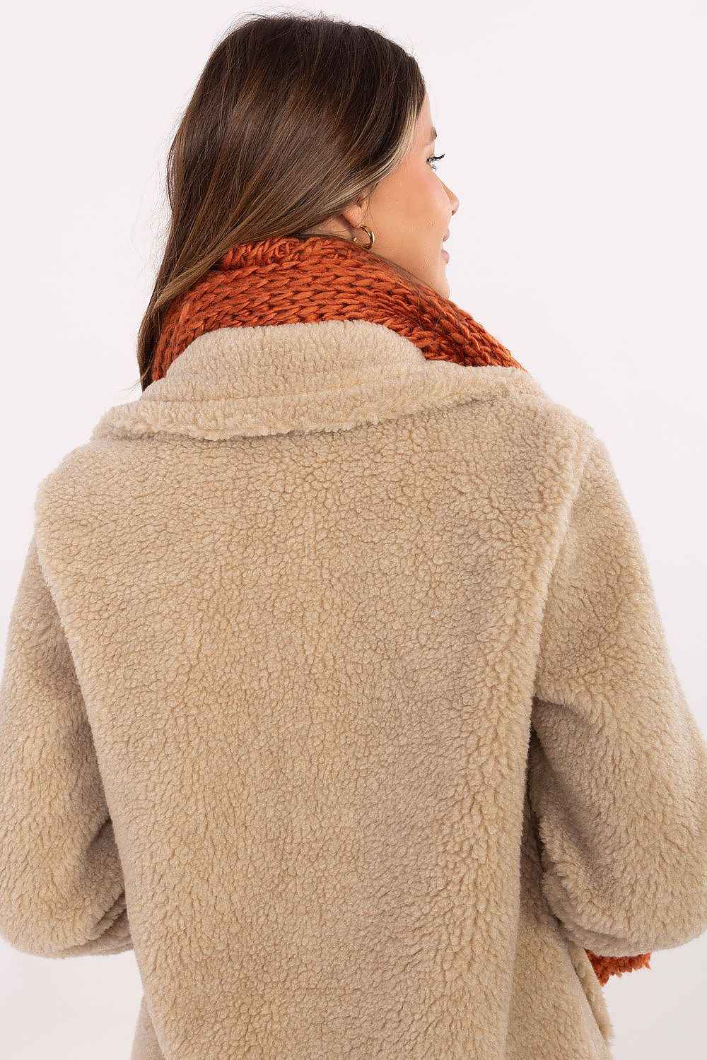 Shawl model 220390 AT