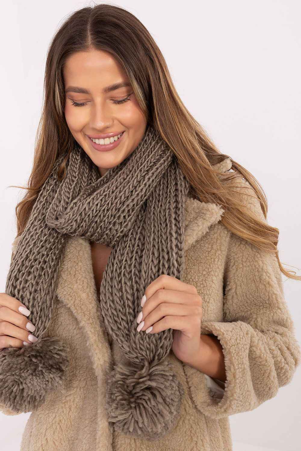 Shawl model 220390 AT