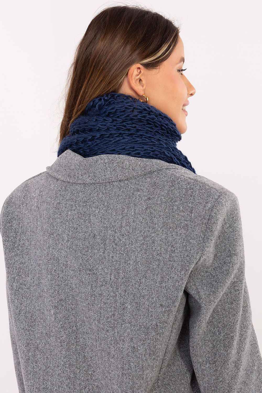 Shawl model 220390 AT