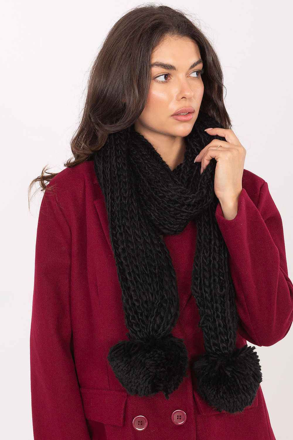 Shawl model 220390 AT