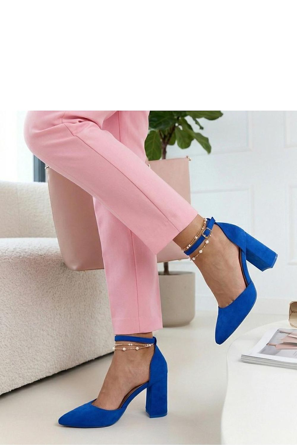Block heel pumps model 226568 Solea