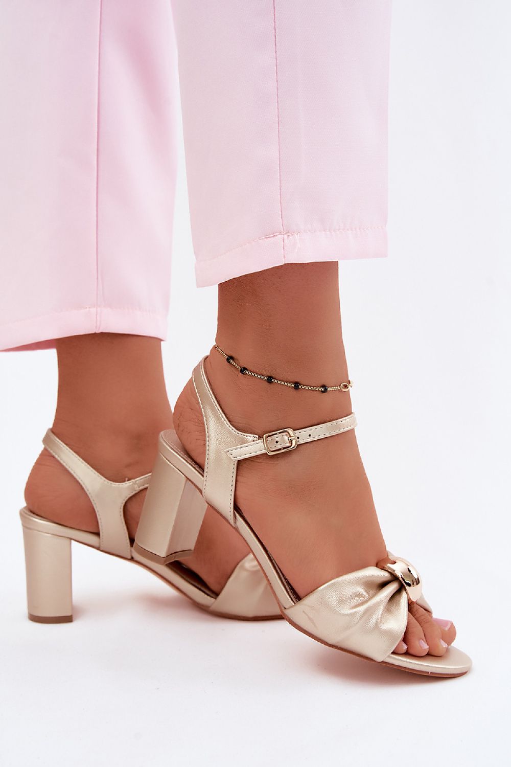 Heel sandals model 227921 Step in style
