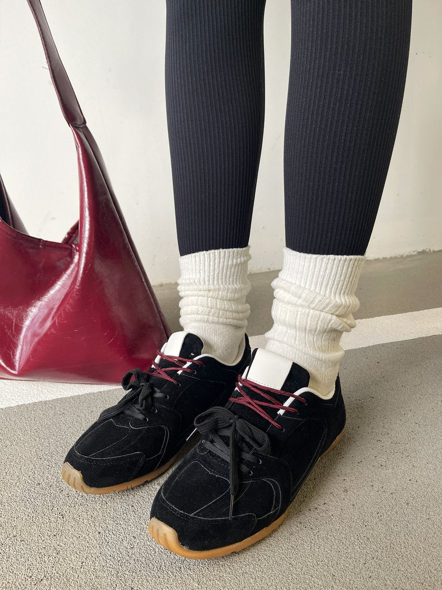 Double Contrast Lace Up Flat Trainers Moda