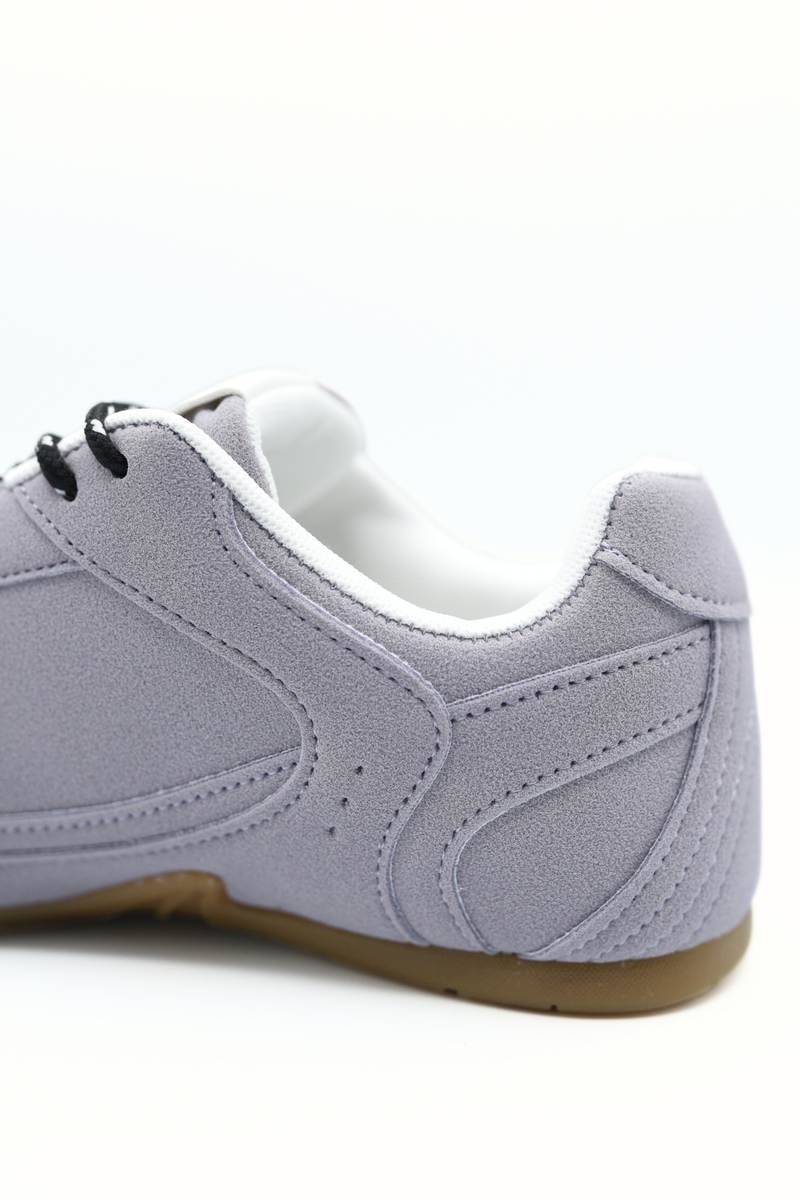 Double Contrast Lace Up Flat Trainers Moda