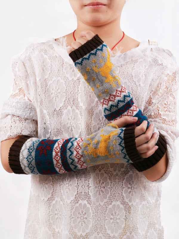 Adorable Cartoon Christmas Gloves - Warm Knitted Holiday Gloves for Women - Shello's Creative Boutique