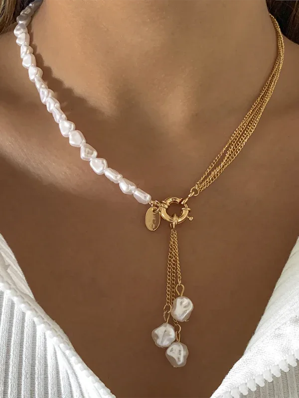 Baroque Pearl Necklace with Creative Irregular Chain for Clavicle Style - Shello's Creative Boutique
