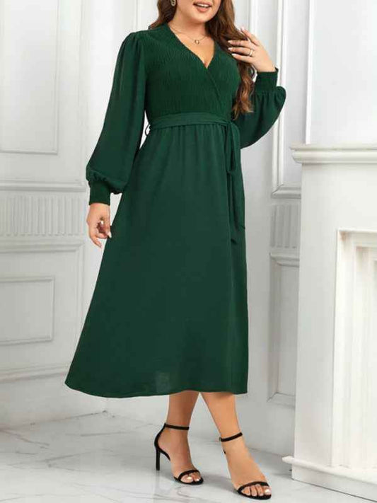 New Plus Size Women's V-Neck Green Design Slimming Dress - Graceful Style for All Seasons