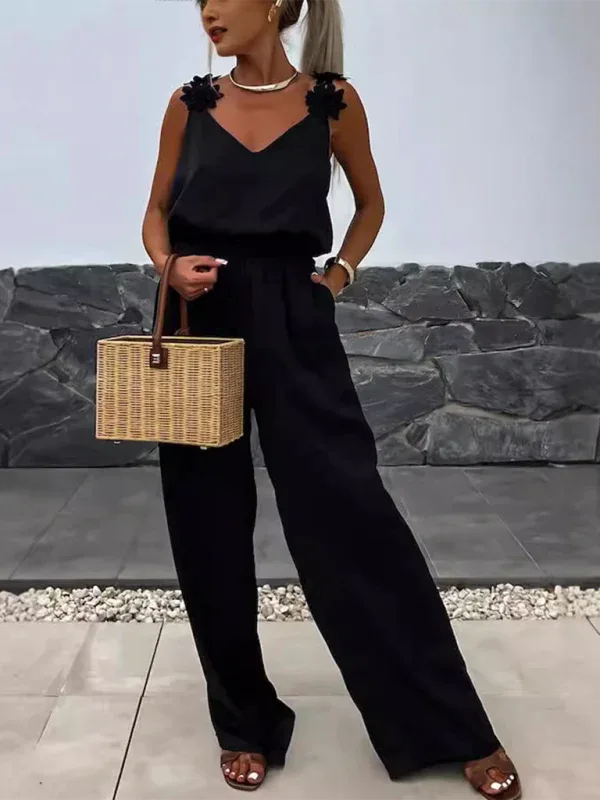 New Casual Loose Jumpsuit with Sleeveless Design and Pockets for Effortless Style - Shello's Creative Boutique