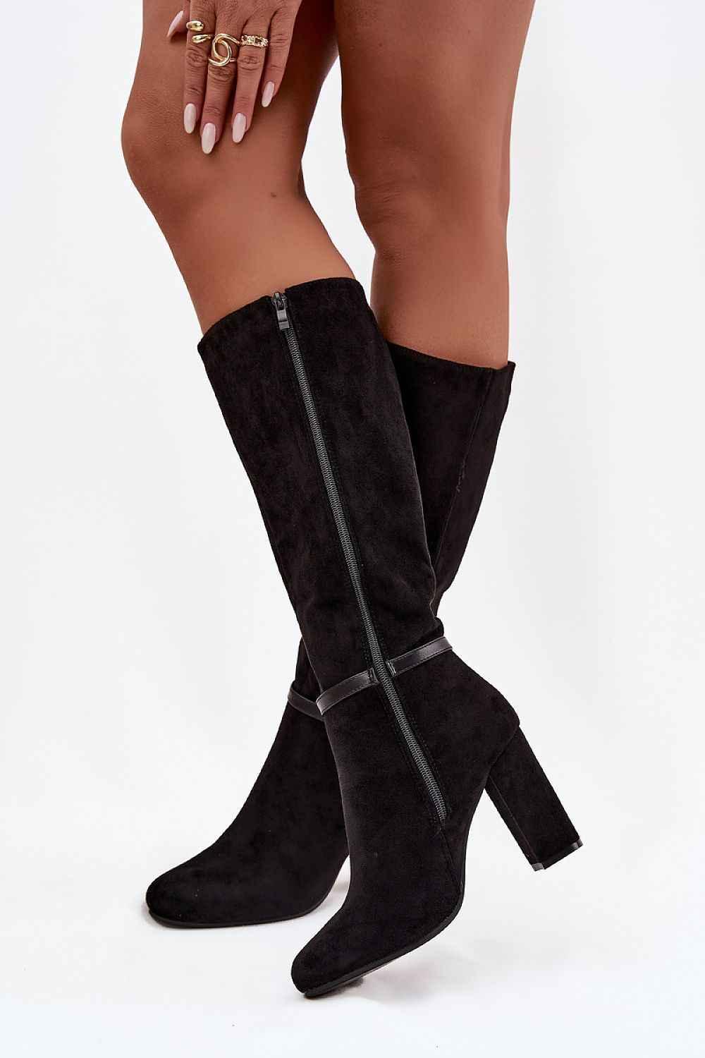 Best Winter Boots for UK Weather 2025 - Shello's Creative Boutique