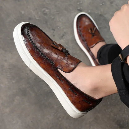 Breathable loafers and casual shoes that can be worn with just one foot - Shello's Creative Boutique