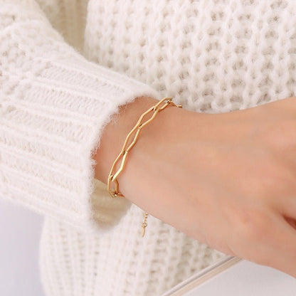18K Gold Geometric Bracelet & Necklace Set - Shello's Creative Boutique