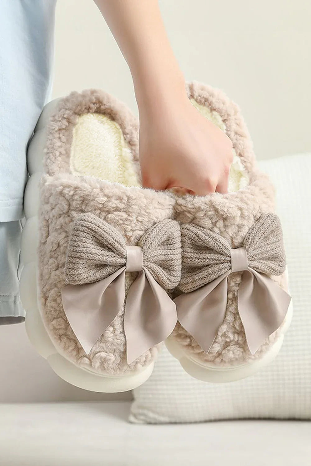 White Contrast Bowknot Applique Plush Winter Slippers - Shello's Creative Boutique