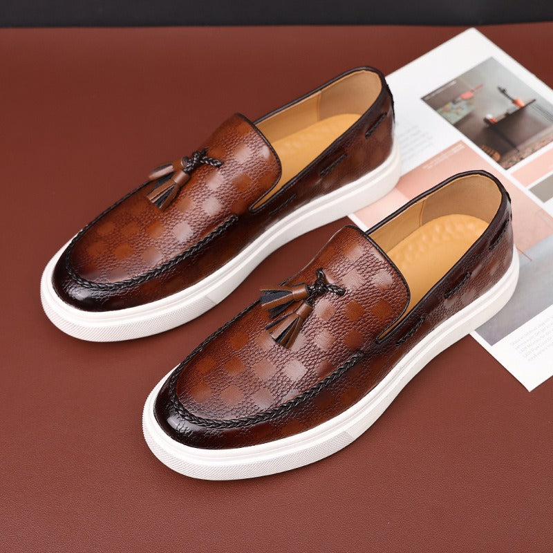Breathable loafers and casual shoes that can be worn with just one foot Shello Creative Boutique