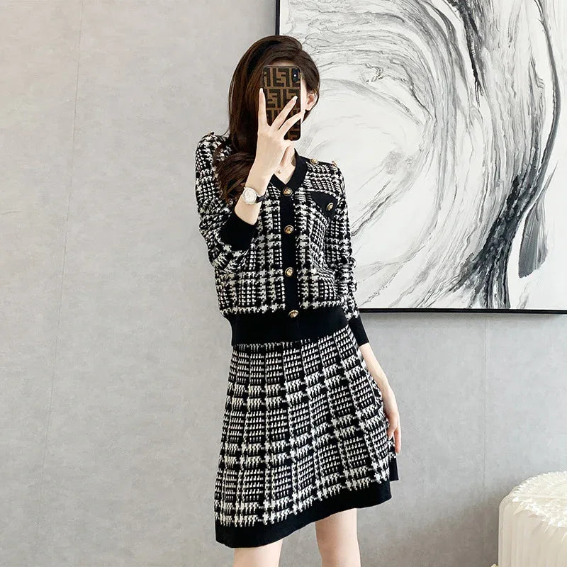 Short person wearing fashionable casual suit for women in autumn and winter, small fragrant style sweater, A-line skirt, knitted two-piece set skirt - Shello's Creative Boutique