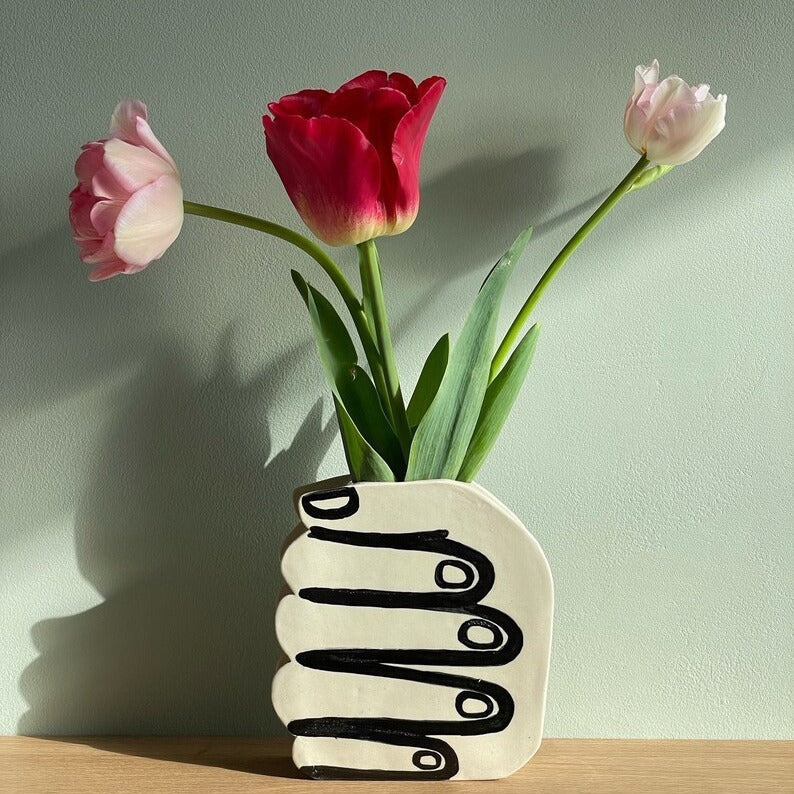 Hand shaped vase beautiful modern decoration creative home desktop resin ornaments eprolo