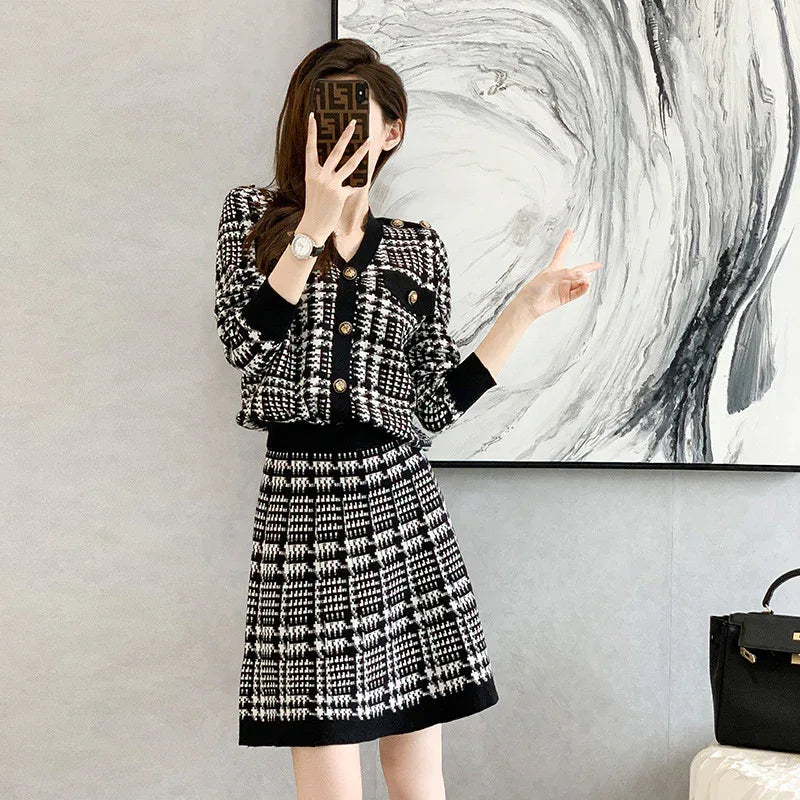 Short person wearing fashionable casual suit for women in autumn and winter, small fragrant style sweater, A-line skirt, knitted two-piece set skirt - Shello's Creative Boutique