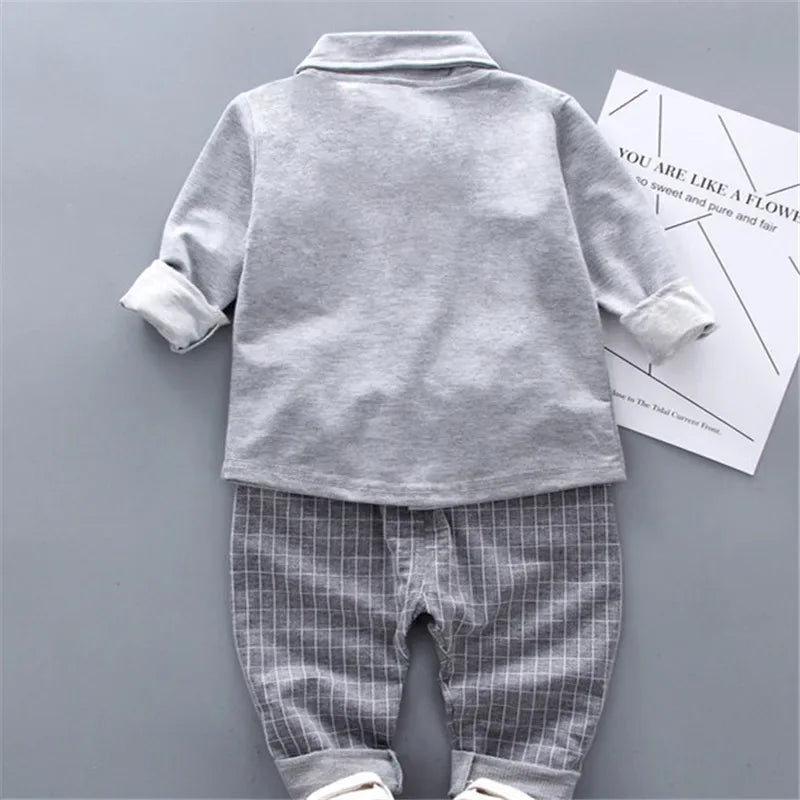New style two-piece set of stylish spring clothing for small and medium-sized boys men's baby shirt dress children's clothing - Shello's Creative Boutique