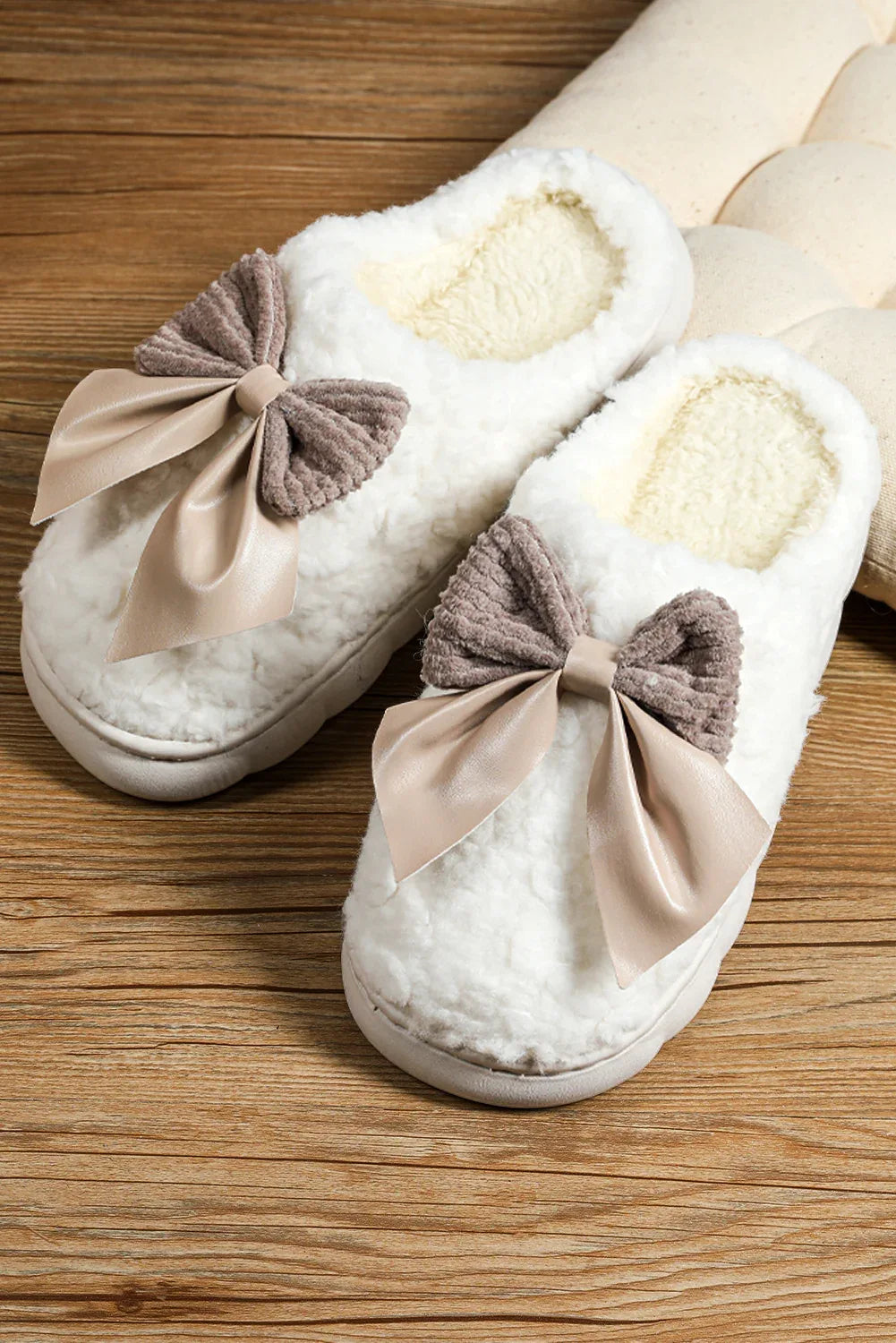 White Contrast Bowknot Applique Plush Winter Slippers - Shello's Creative Boutique
