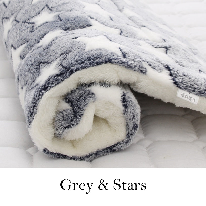 Soft Flannel Thickened Pet Soft Fleece Pad Pet Blanket Bed Mat For Puppy Dog Cat Sofa Cushion Home Rug Keep Warm Sleeping Cover eprolo