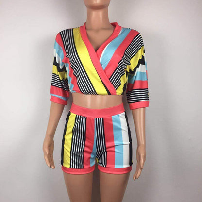 Women's Striped 2-Piece Summer Set - Chic Crop Top & Bodycon Shorts