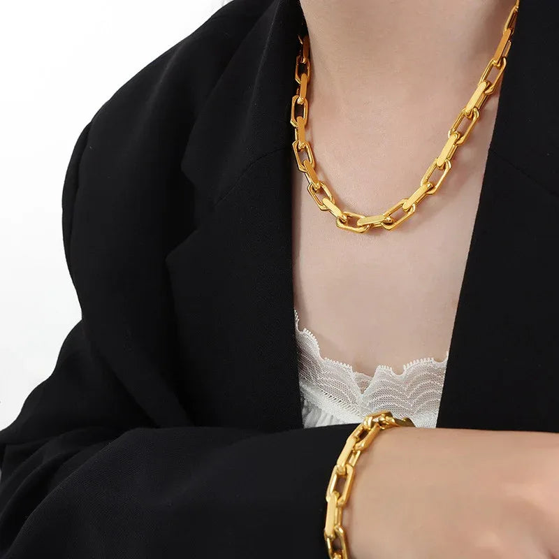 18K Gold Cuban Chain Thick Chain Design High-end Bracelet Necklace - Shello's Creative Boutique